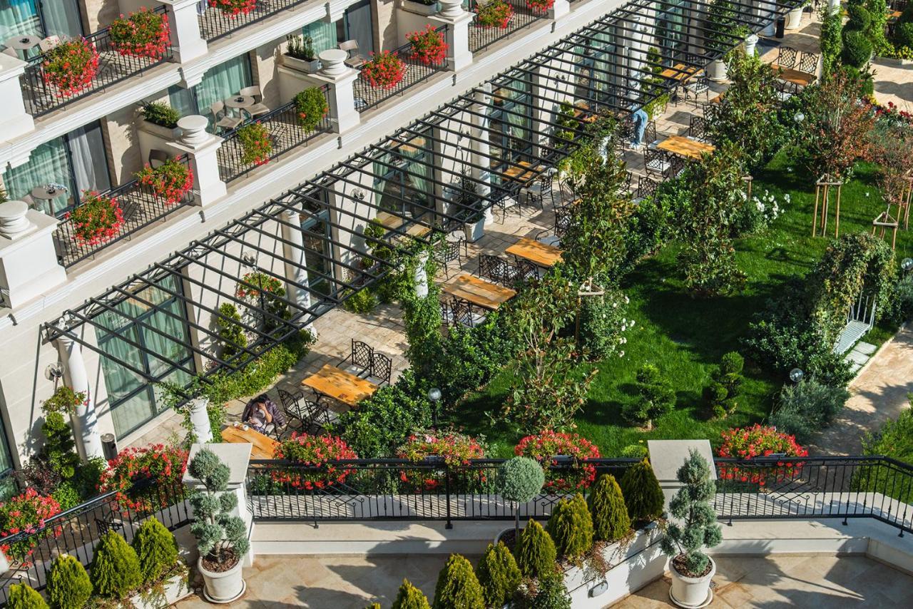 Casa Di Fiore Spa And Medical Hotel, Mineral Pools & Private Beach Кранево Экстерьер фото The hotel's rooftop garden